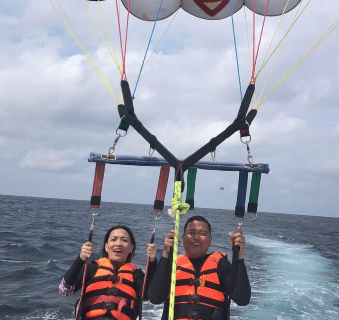 boracay parasailing photo 2