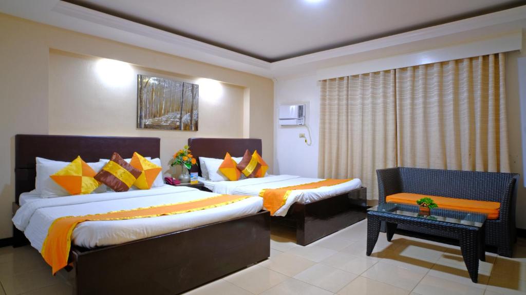 Boracay Holiday Resort Suit Room photo 1