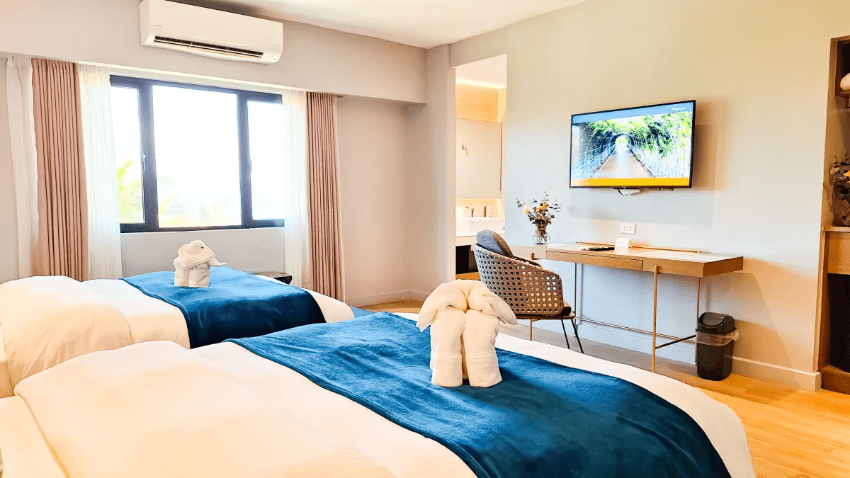 superior room pinnacle