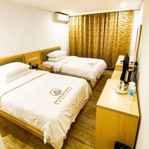 deluxe room double bed erus