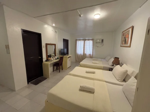 deluxe triple seabird resort