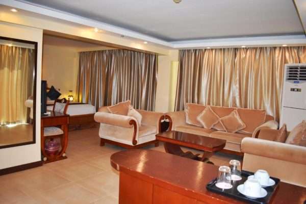 golden phoenix hotel boracay angol king suite 2