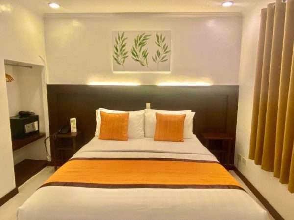 jonys beach resort standard double room