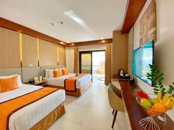 jonys resort superior triple room