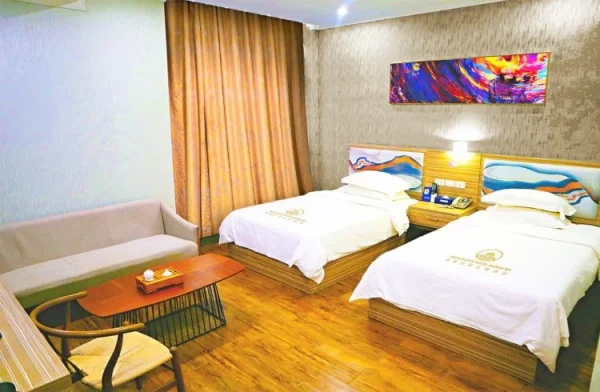 suite room in erus