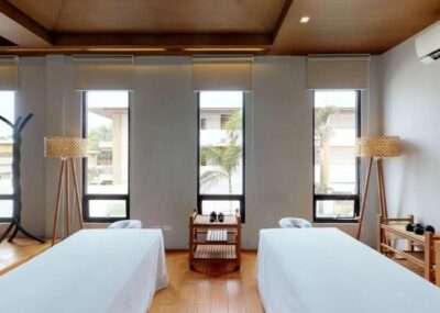 The district spa photo 4 400x285 1